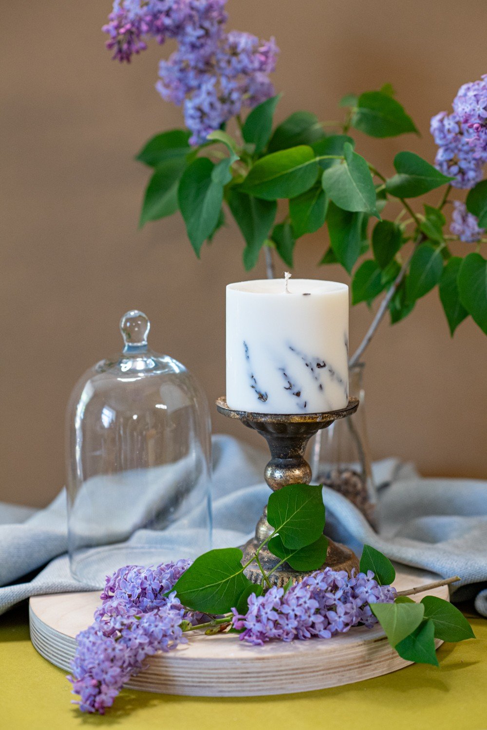 Hand-made Soy Wax Candle with Lavender Scent - White Hand-made Soy Wax Candle with Lavender Scent - White - Image 3