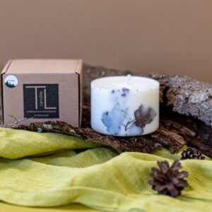 Alternative view of Hand-made Soy Wax Candle with Forest Scent - White