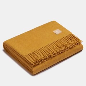 Alternative view of Natural Alpaca Wool Throw - Classic