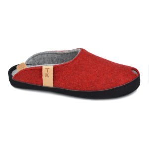 TOKU Brussels lambswool slippers in red – handmade in Estonia, natural felt indoor shoes, Nordic minimalist design