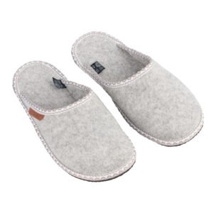 Halla natural felt slippers – handmade in Estonia, lightweight wool indoor shoes, minimalist Nordic design by OmaKing