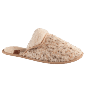 Pähni lambswool slippers in beige – handmade in Estonia, natural wool indoor shoes, cozy Nordic comfort by OmaKing