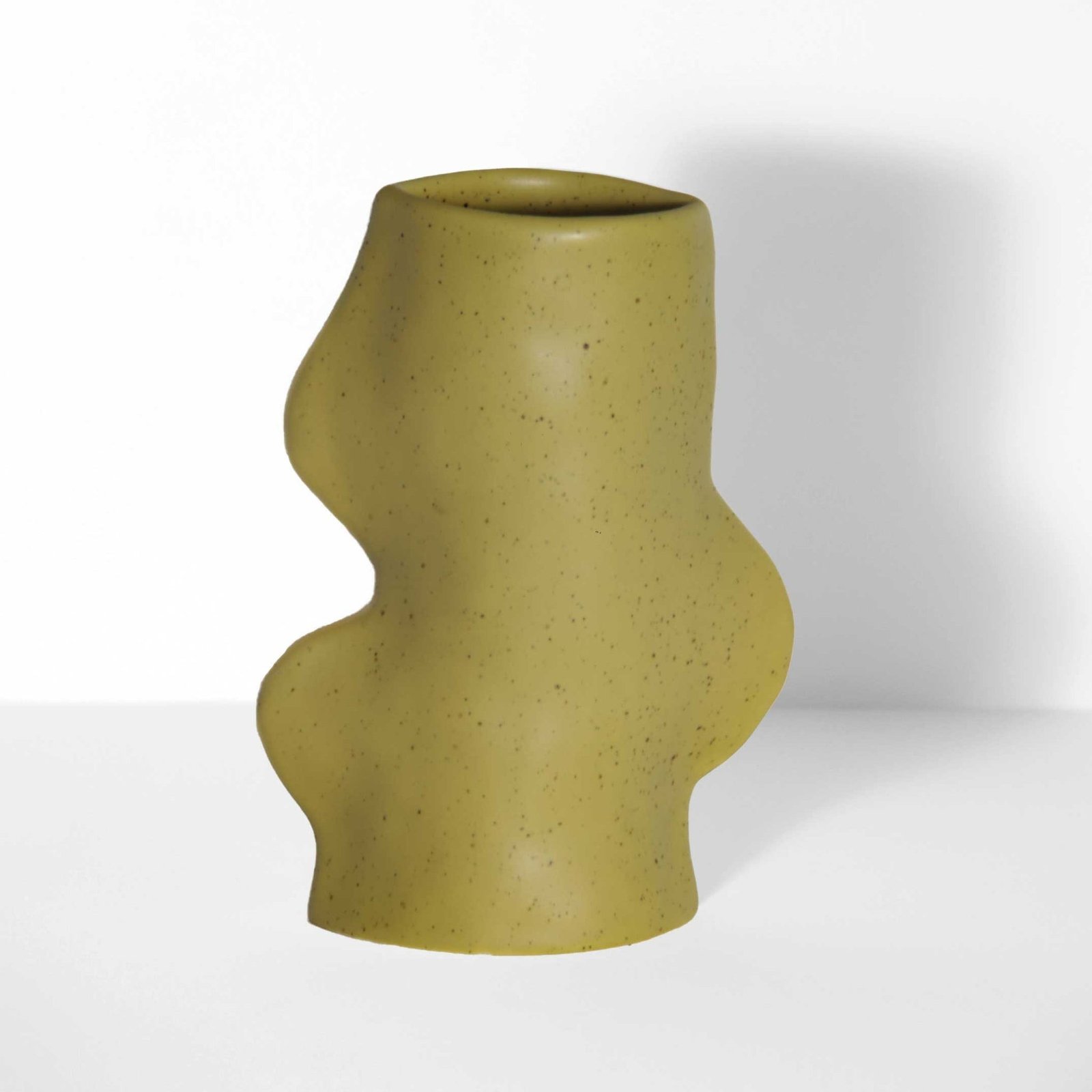 Fluxo Ceramic Vase Medium - Pistachio Fluxo Ceramic Vase Medium - Pistachio - Image 4