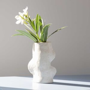 Alternative view of Fluxo Ceramic Vase Medium - White