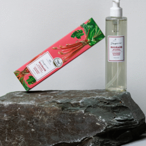 Magrada Rhubarb Shampoo with Aloe Extract for dry and damaged hair, natural hydration, vegan and handcrafted hair care