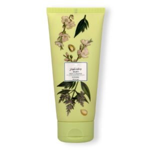 Magrada x Lauren moisturizing shower gel with cucumber extract and shimmer, natural vegan skincare, handmade in Estonia