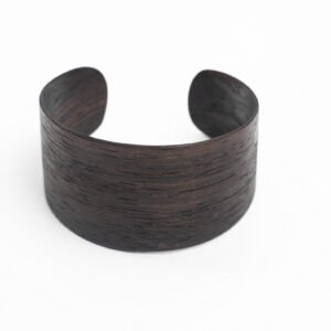 Lentsius Woody Bracelet – Ebony, handcrafted upcycled wooden bracelet made in Estonia, minimalist sustainable jewellery