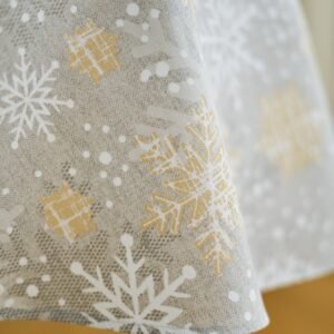 Alternative view of Christmas Motive Snowflakes Round Tablecloth