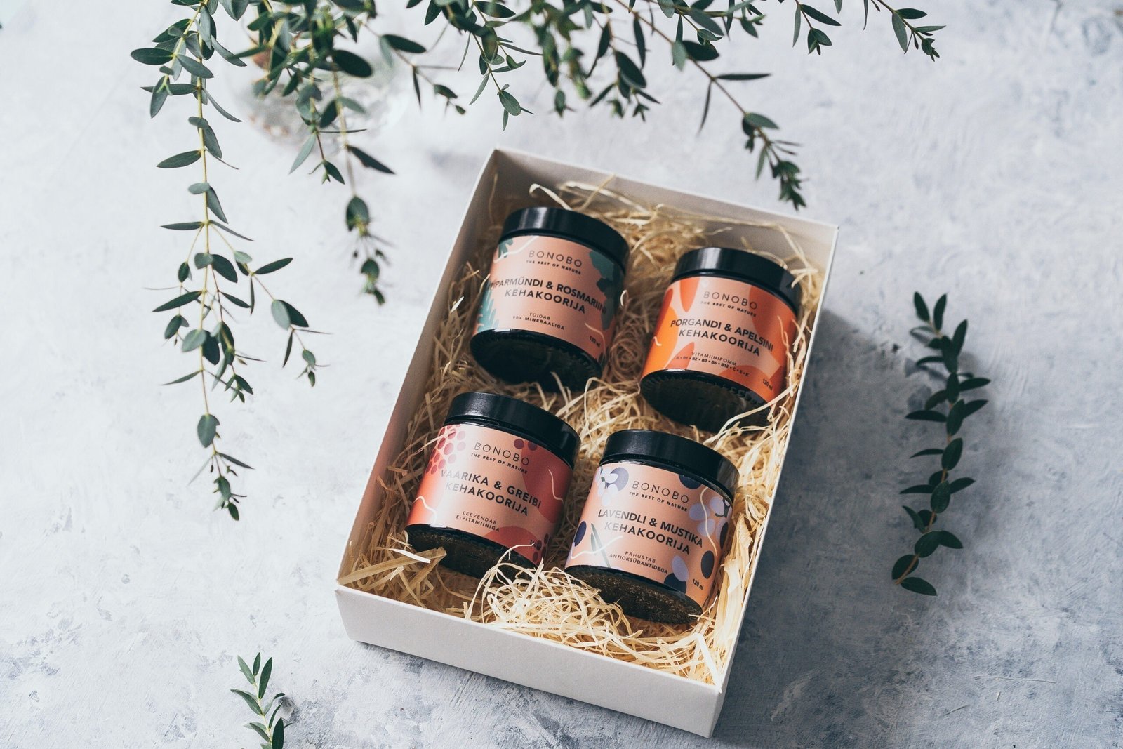 "Piece of Heaven" Gift Box Bonobo “Piece of Heaven” natural body scrub gift box, handmade in Estonia, includes four natural exfoliating body scrubs