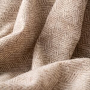 Hera wool throw