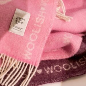 Alternative view of Shrimp love wool throw