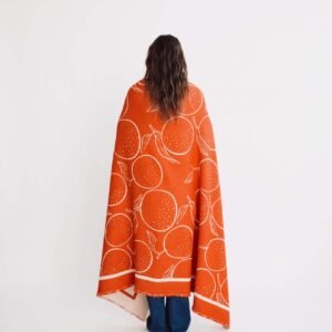Alternative view of Yuna cotton throw